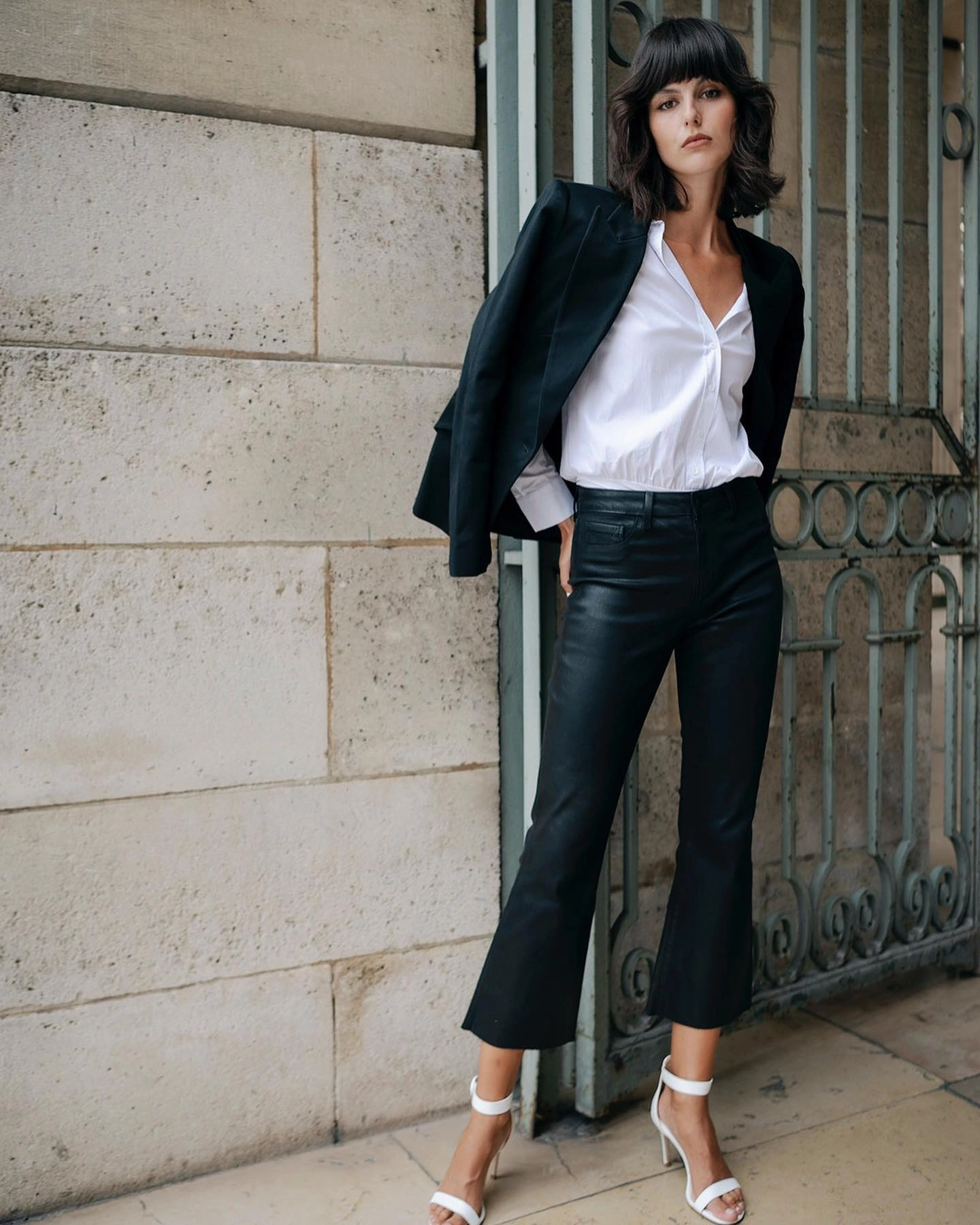 Moisture Wicking Technology L'AGENCE Kendra High Rise Cropped Coated Jeans In Noir Coated