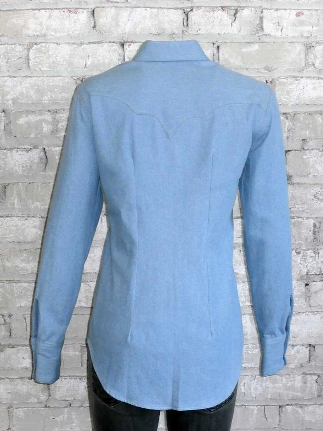 Exclusive Collection V-Neck Rockmount Womens Denim 100% Cotton Stonewash Sawtooth Western L/S Shirt