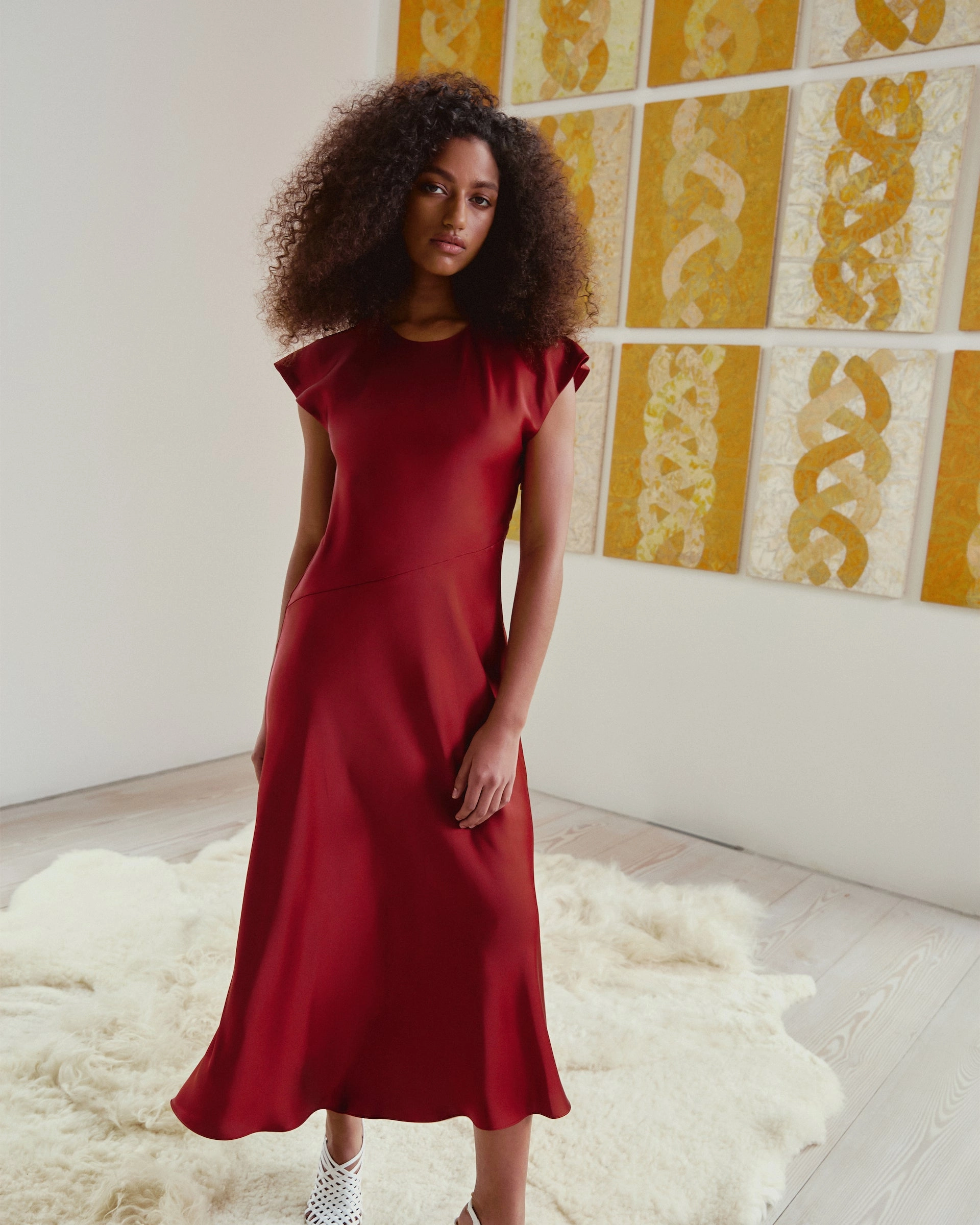 Refined Line Violeta Dress