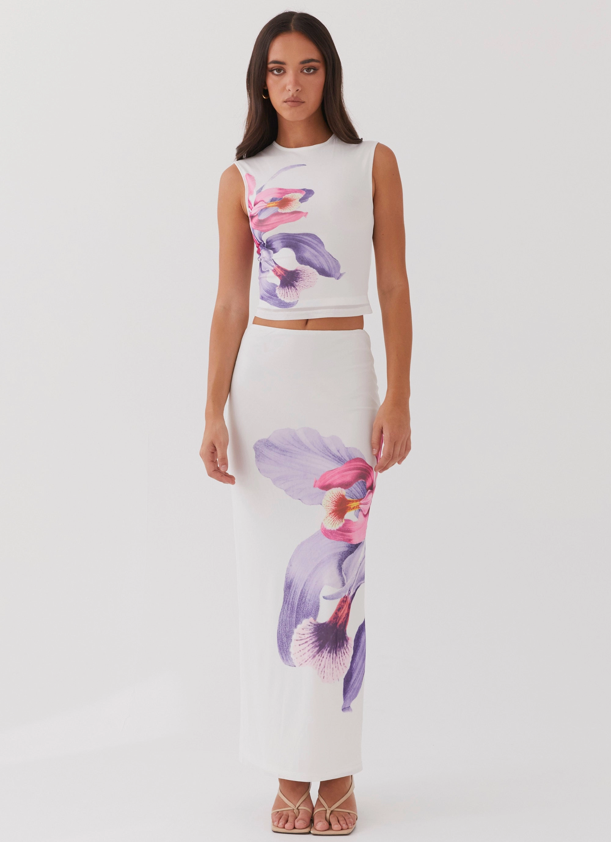 Signature Detail Classic Look Waiting For Dawn Mesh Maxi Skirt - White