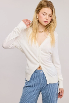 Chilly Day Style Split Hem Longline Knit Cardigan - Ivory