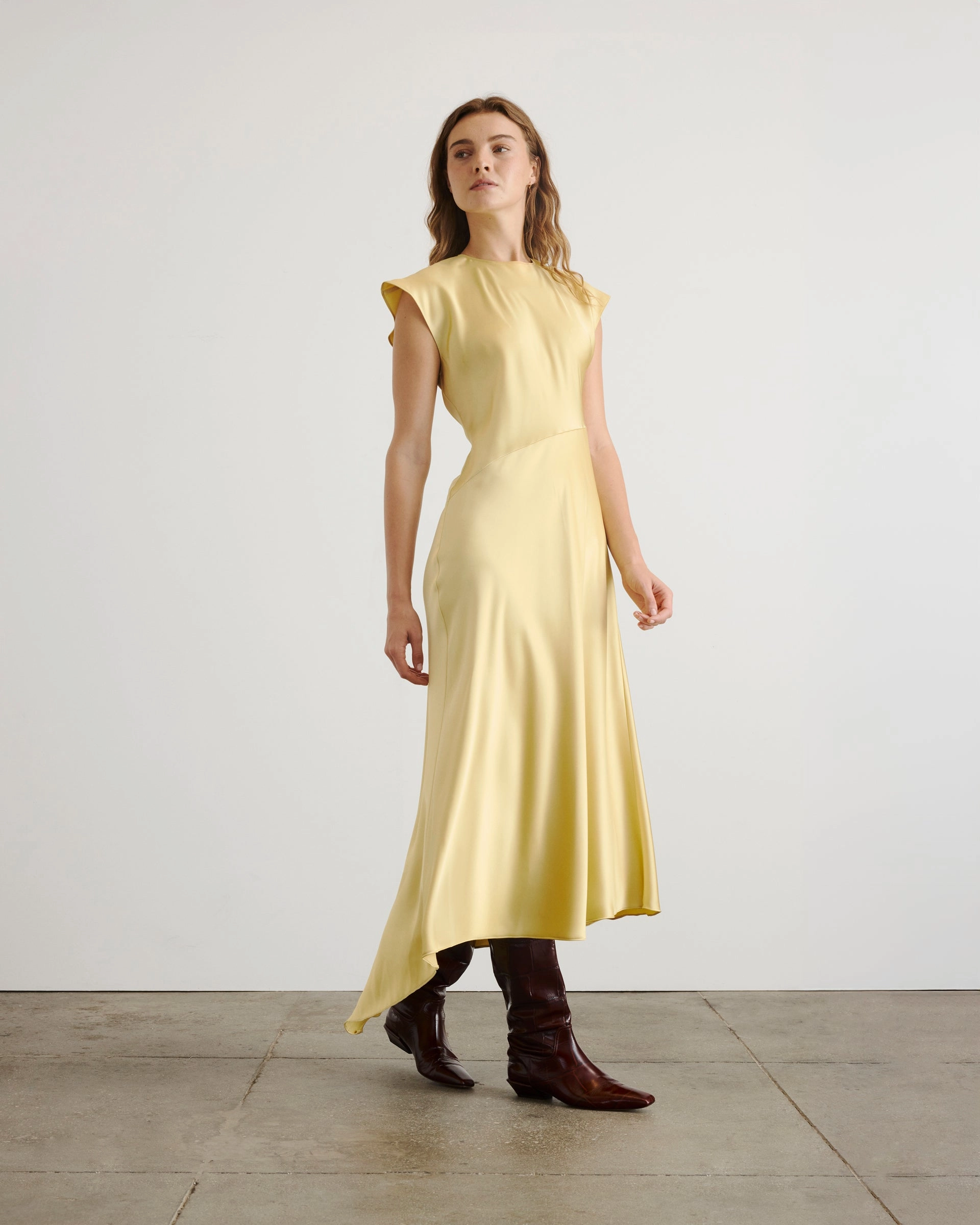 Functional-Design Violeta Dress