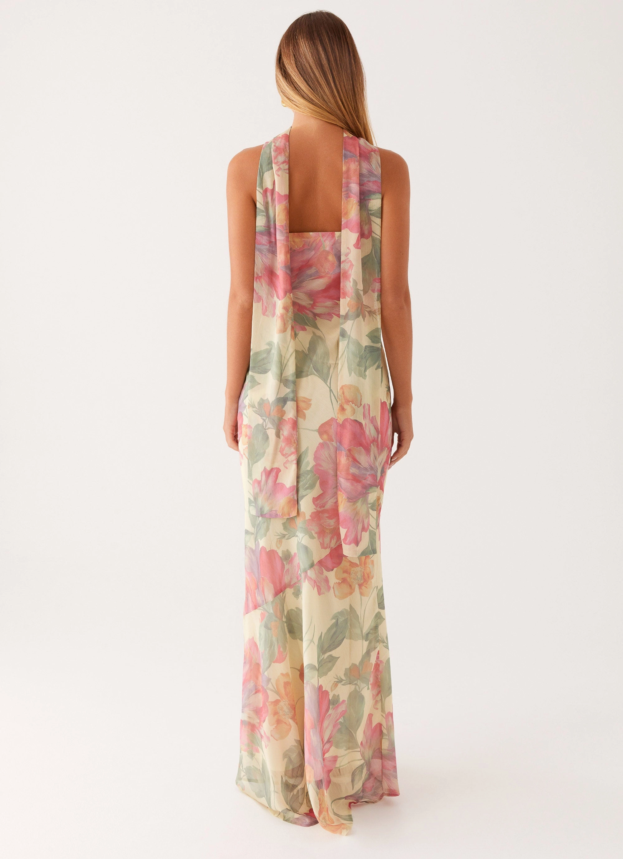 Fresh Outfit Under The Pagoda Maxi Dress - Yellow Peony