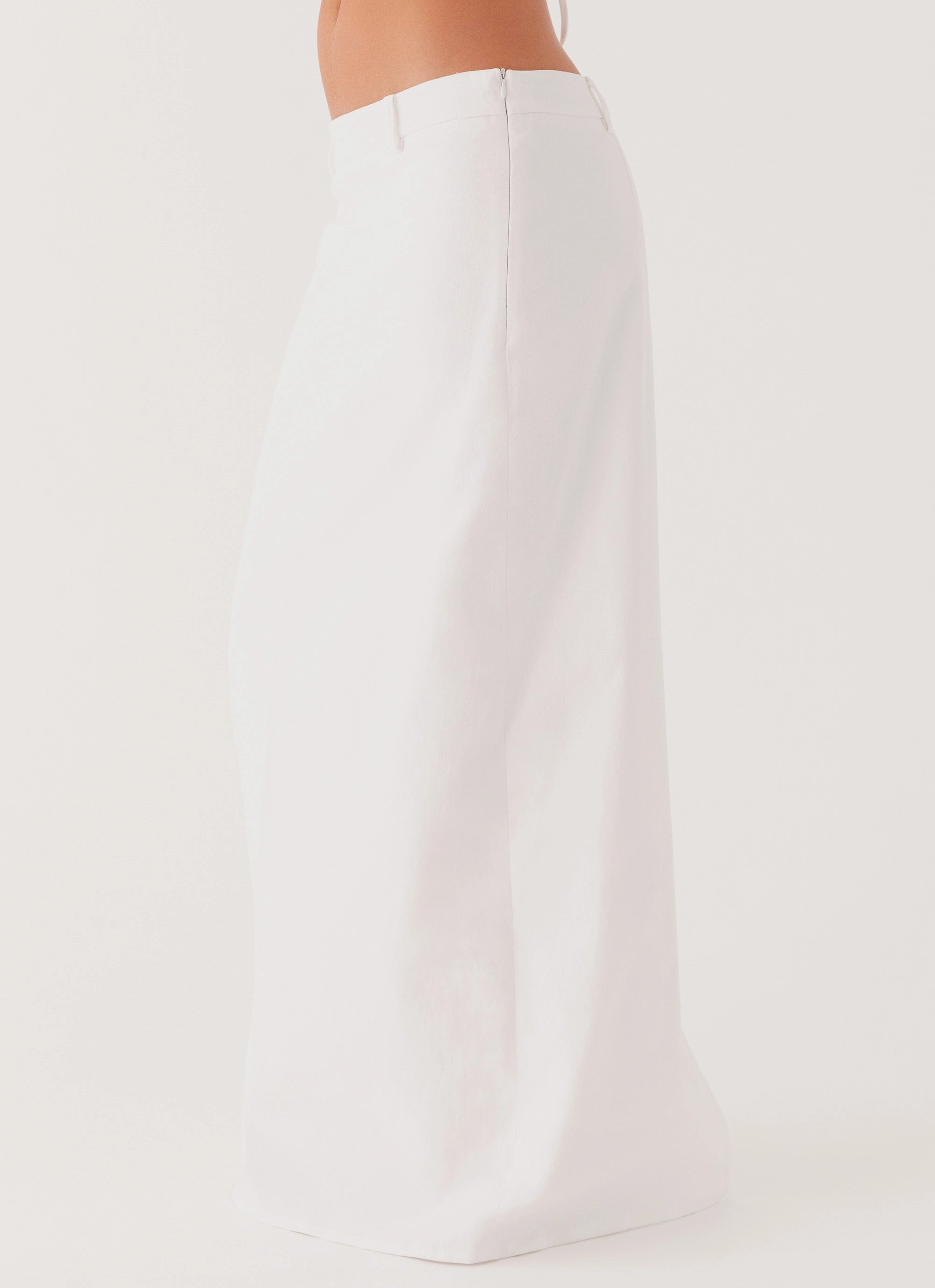 City Look Shape Enhancing Jaslyn Maxi Skirt - White
