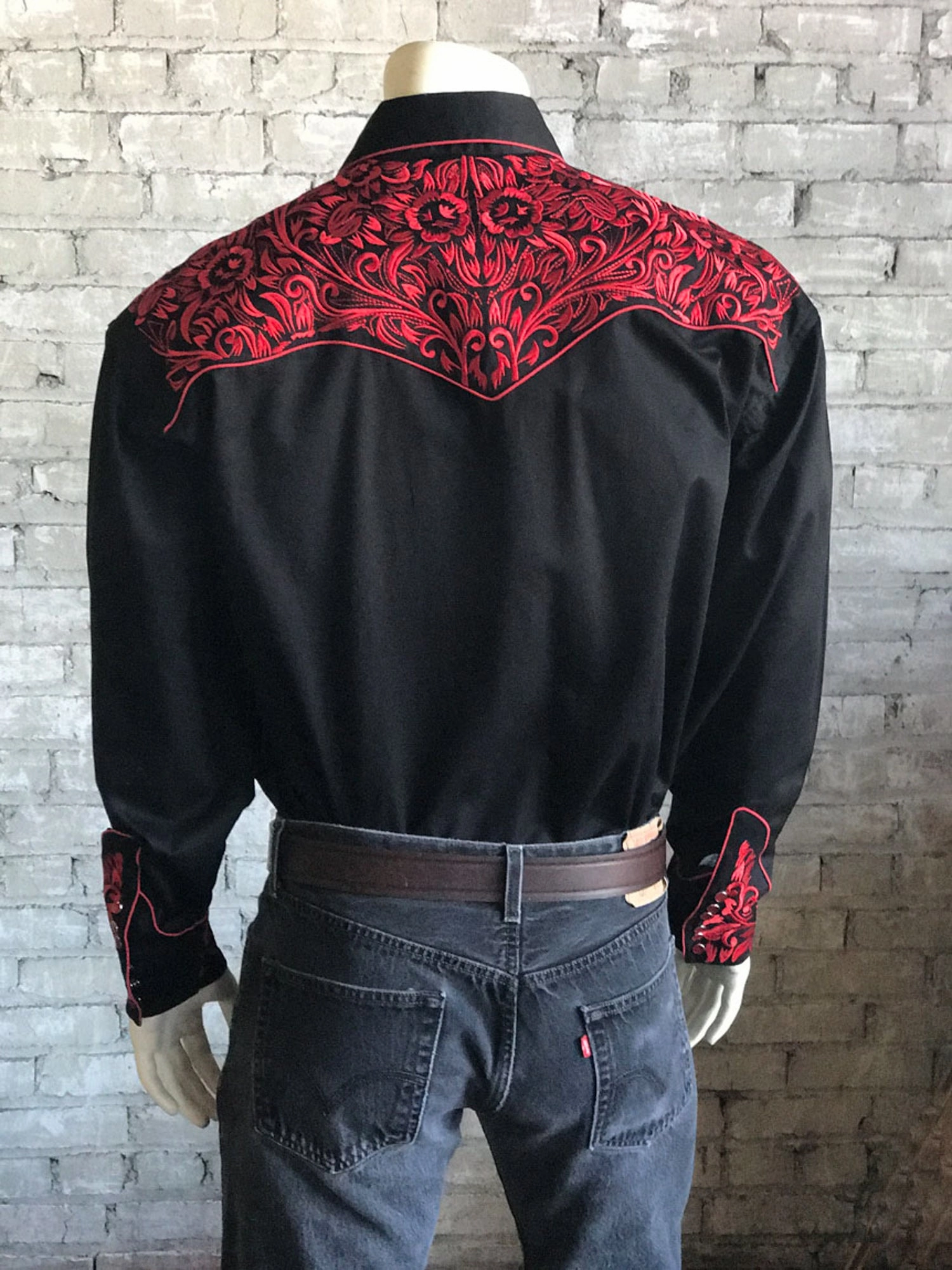 Designer Touch Rockmount Mens Black/Red 100% Cotton Vintage Tooling Western L/S Shirt